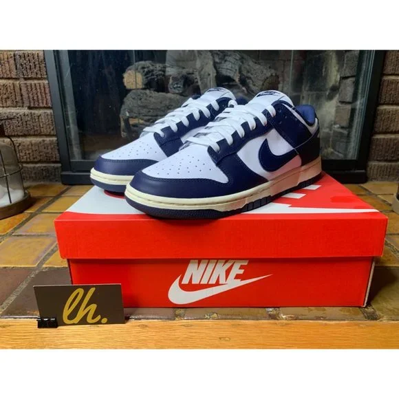 Size 10.5 Women’s Nike Dunk Low “Vintage Navy” Athletic Sneakers DD1503-